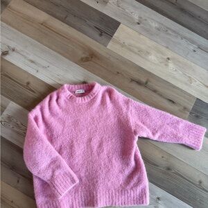 Soft Pink Women's Crew Neck Sweater